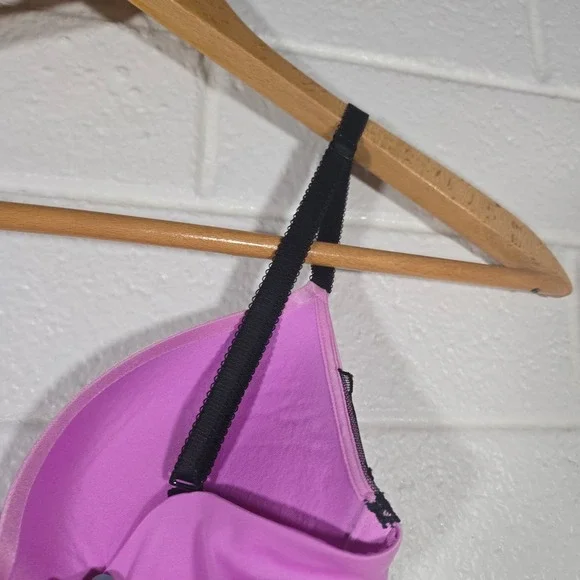 Victorias Secret Very Sexy Push Up Bra Lace Bow 32C Valentines Romantic Intimate - Picture 6 of 7